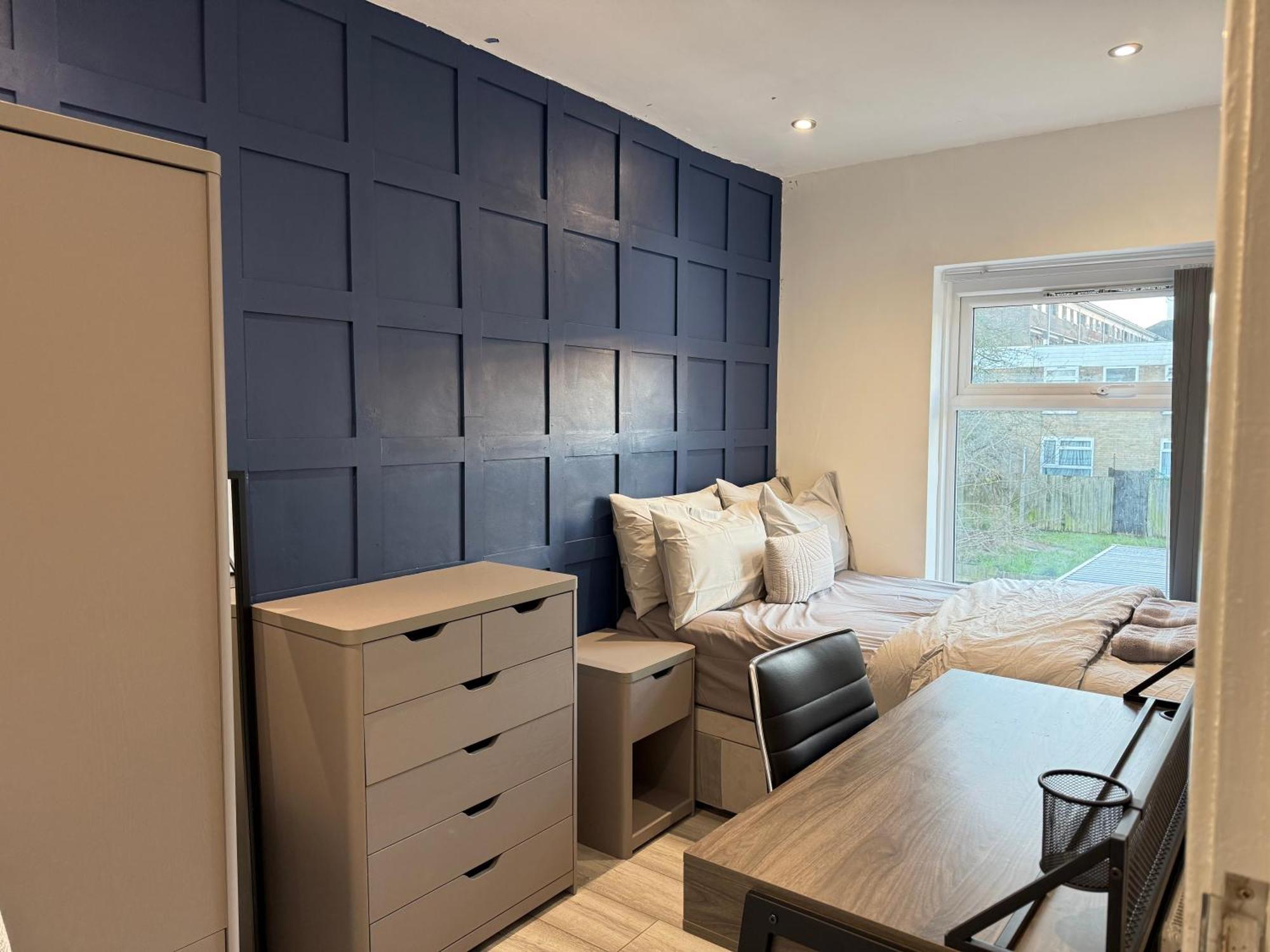 5 Bed Town House Within City Centre And Sleeps Up To 11 With Sky And Netflix Birmingham Buitenkant foto
