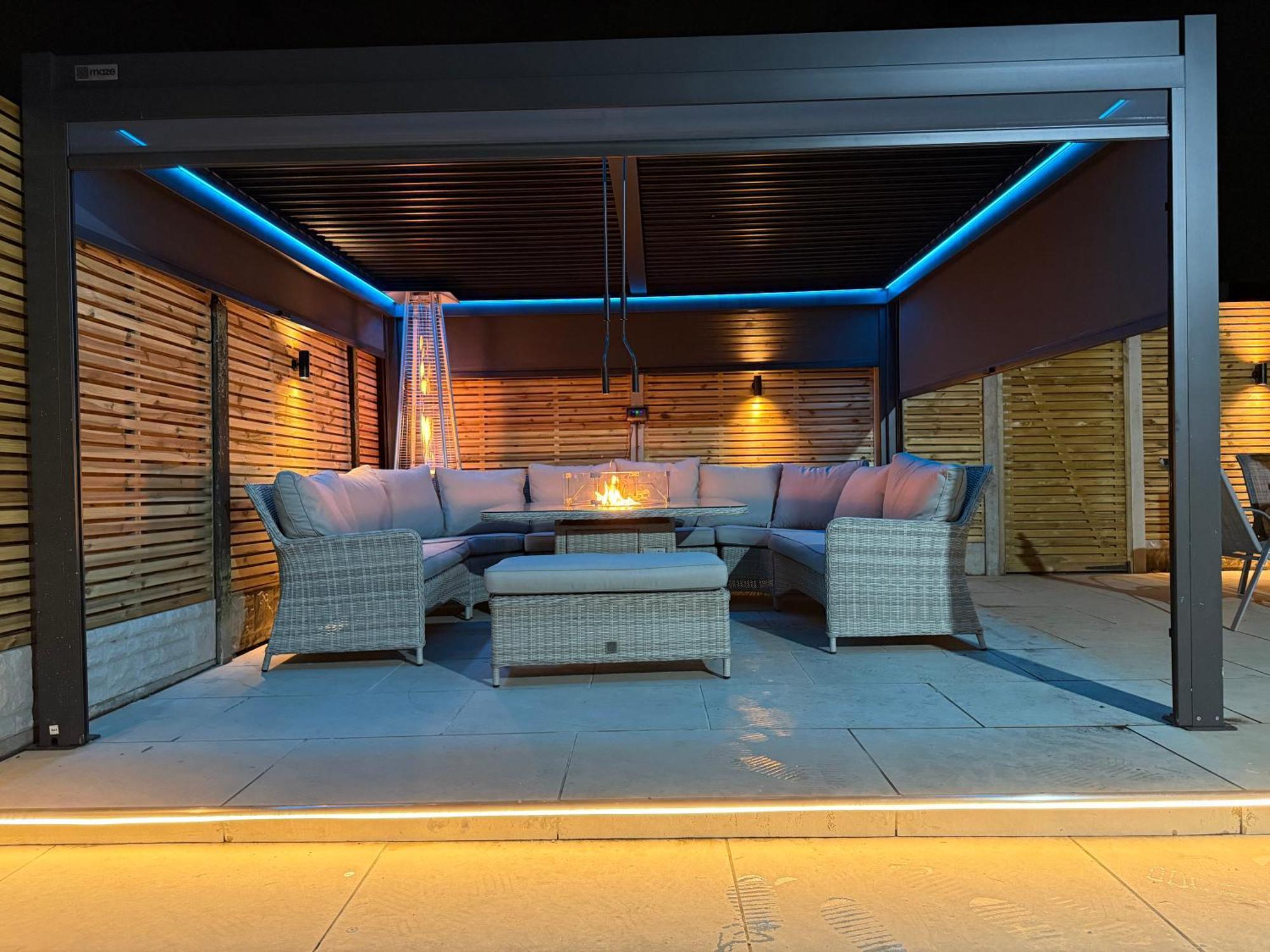 5 Bed Town House Within City Centre And Sleeps Up To 11 With Sky And Netflix Birmingham Buitenkant foto